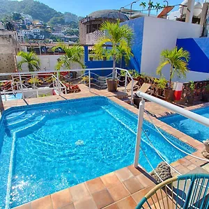 La Iguana Vallarta Lgbt Adults Only - Romantic Zone - Party Clubbing Street Hotel